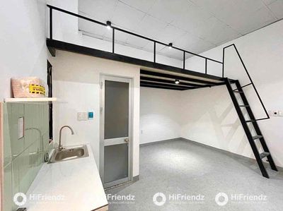 Super-Chariny has enough furniture to use nearly 40 meters of peace