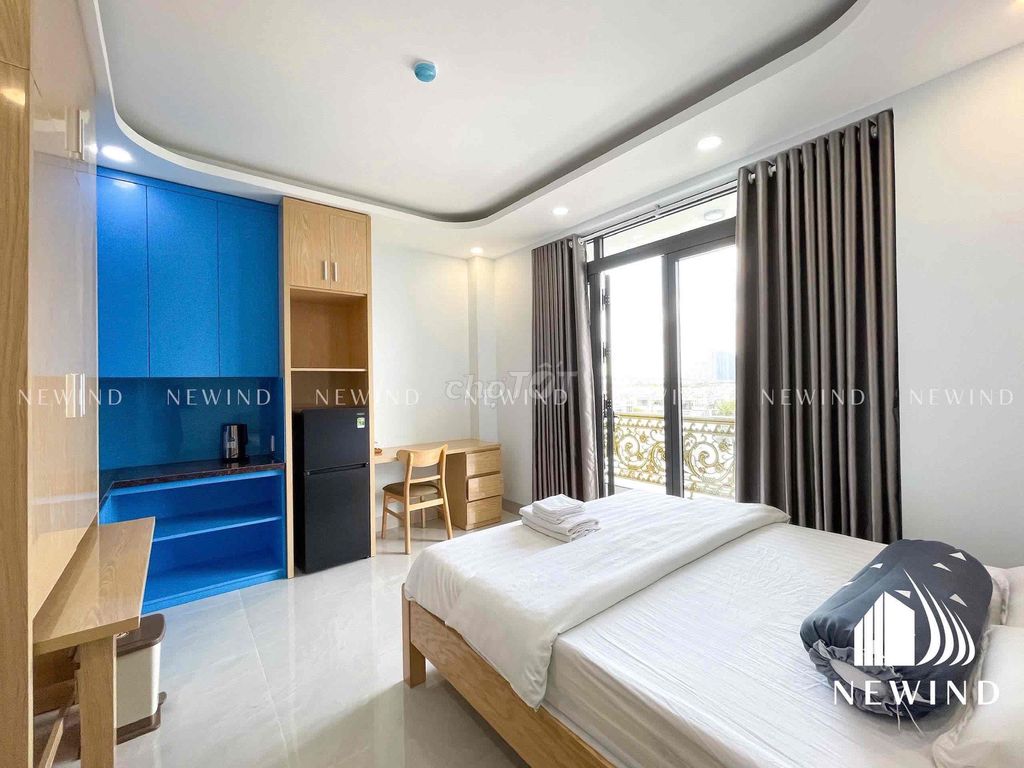 Rent studio full interior, private washing machine, credit card only.
