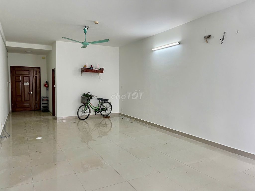 Renting Belleza apartment, District 7. 124 meters, 3 bedrooms, 2 bathrooms with air conditioning, 12 million new houses.