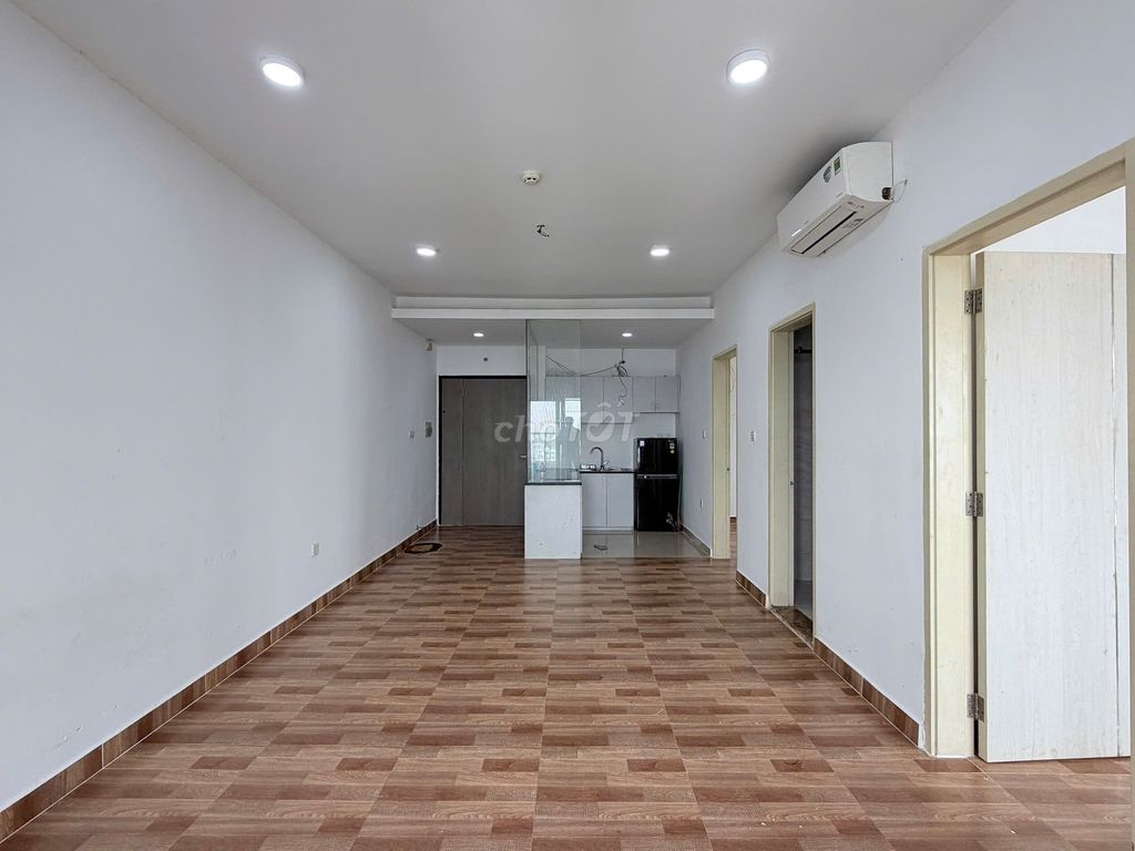 Tân Bình building. Two bedrooms. 72 m.m. ntcb. Got the house.