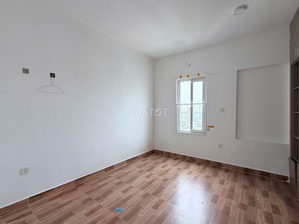 Tân Bình building. Two bedrooms. 72 m.m. ntcb. Got the house.