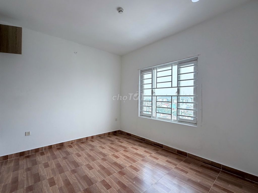 Tân Bình building. Two bedrooms. 72 m.m. ntcb. Got the house.