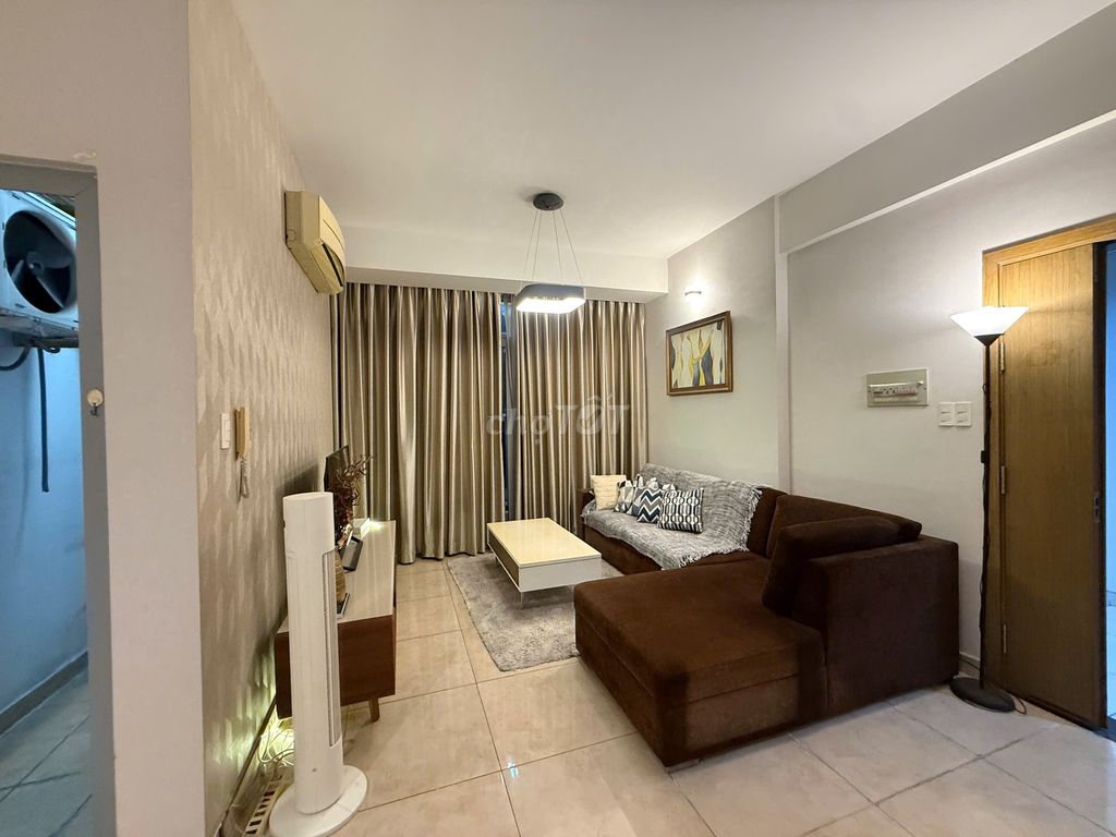 Hot room need to rent Luxcity 85 meters 3 bedrooms full of 15 million a month.