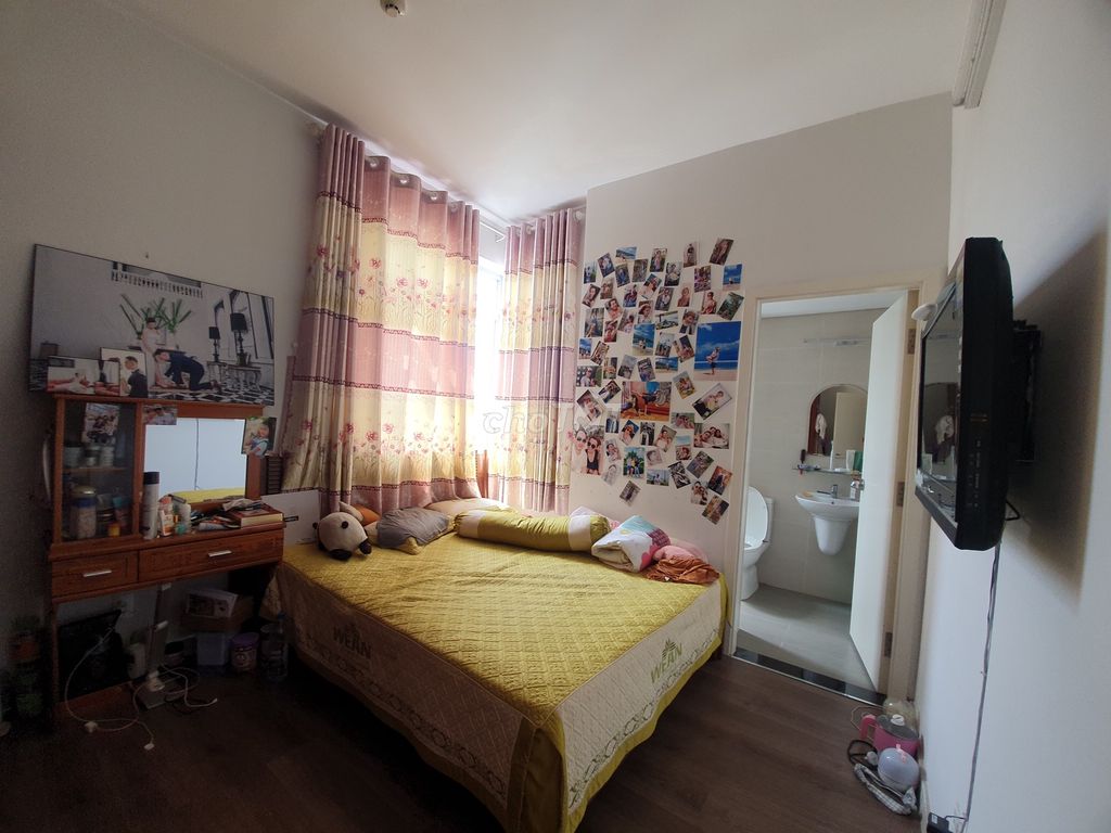 Hot room need to rent Luxcity 85 meters 3 bedrooms full of 15 million a month.