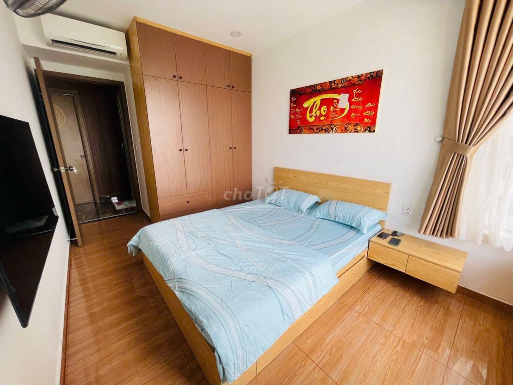 The river panfork rents three times the bedroom. Two bedrooms, 114 meters, full of furniture, only 25 million.