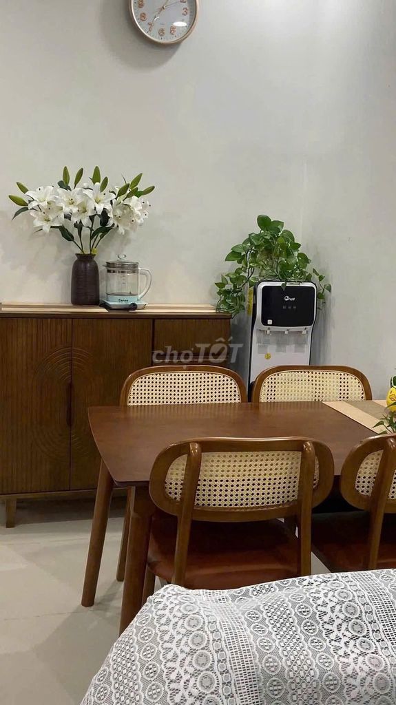 4 Đào Trí Phú Thuận.