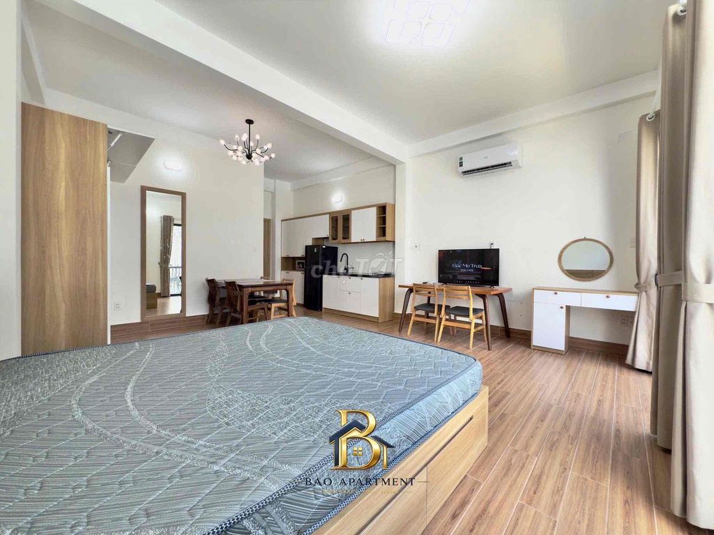 * Opens the new apartment 100% – full of modern studio interiors • 1 P