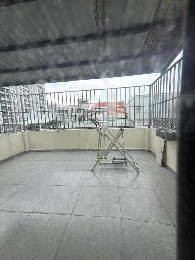 Rent a balcony.