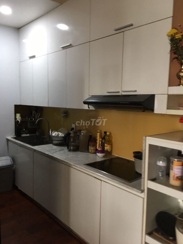 The owner needs to rent-- two bedrooms 75 M2 - bigemco District 11 million a month.