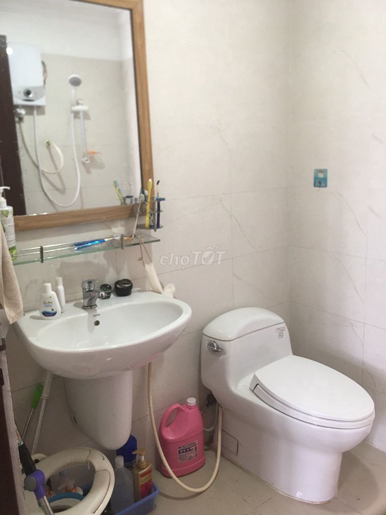 The owner needs to rent-- two bedrooms 75 M2 - bigemco District 11 million a month.