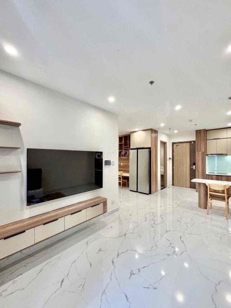Renting - one bedroom+ Full high-end furniture