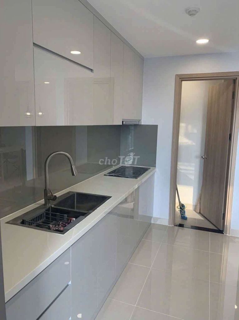 for chcc Botanica Premier rent
