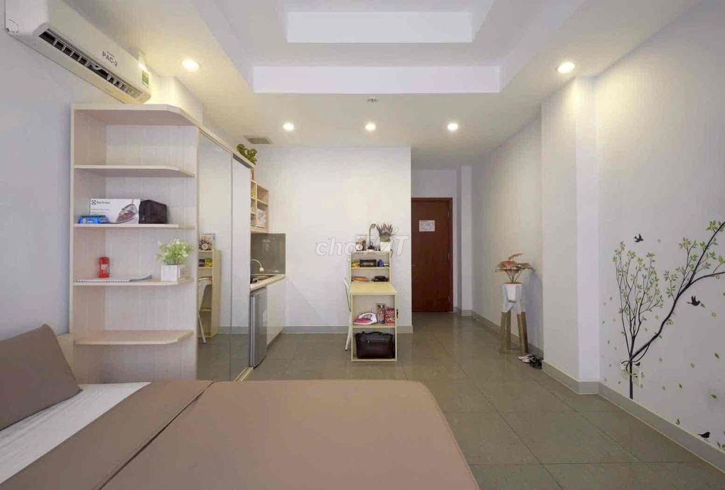 Rent an apartment full of furniture near ArteMart right in Nguyễn Thị Thập District7.