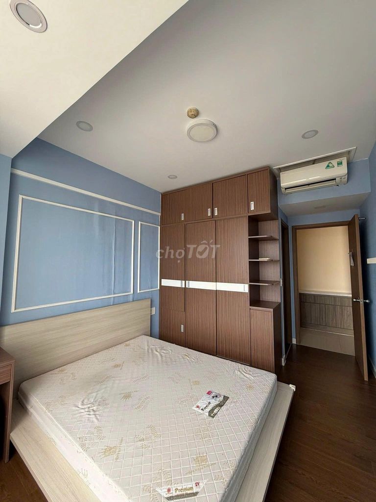 Rent C/c Cộng Hòa Plaza 77 meters2, full interior, 2 bedrooms, 14 million a month.