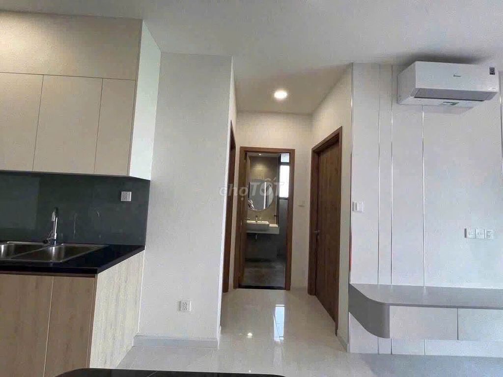 Srec building. Trường Sa. District 3. 65 meters 2 bedroom Full interior. 13.5 million.