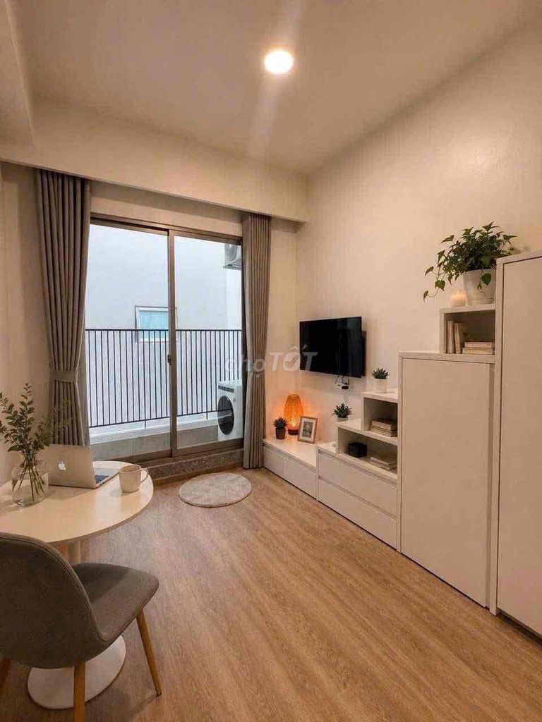 leased to the 7th District of 7 large window balcony near lotte tdtutumum rmit