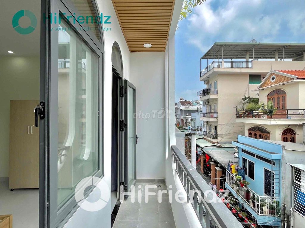 Rents a balcony stuido apartment near Nguyễn Thị Thập lotte mart mmc