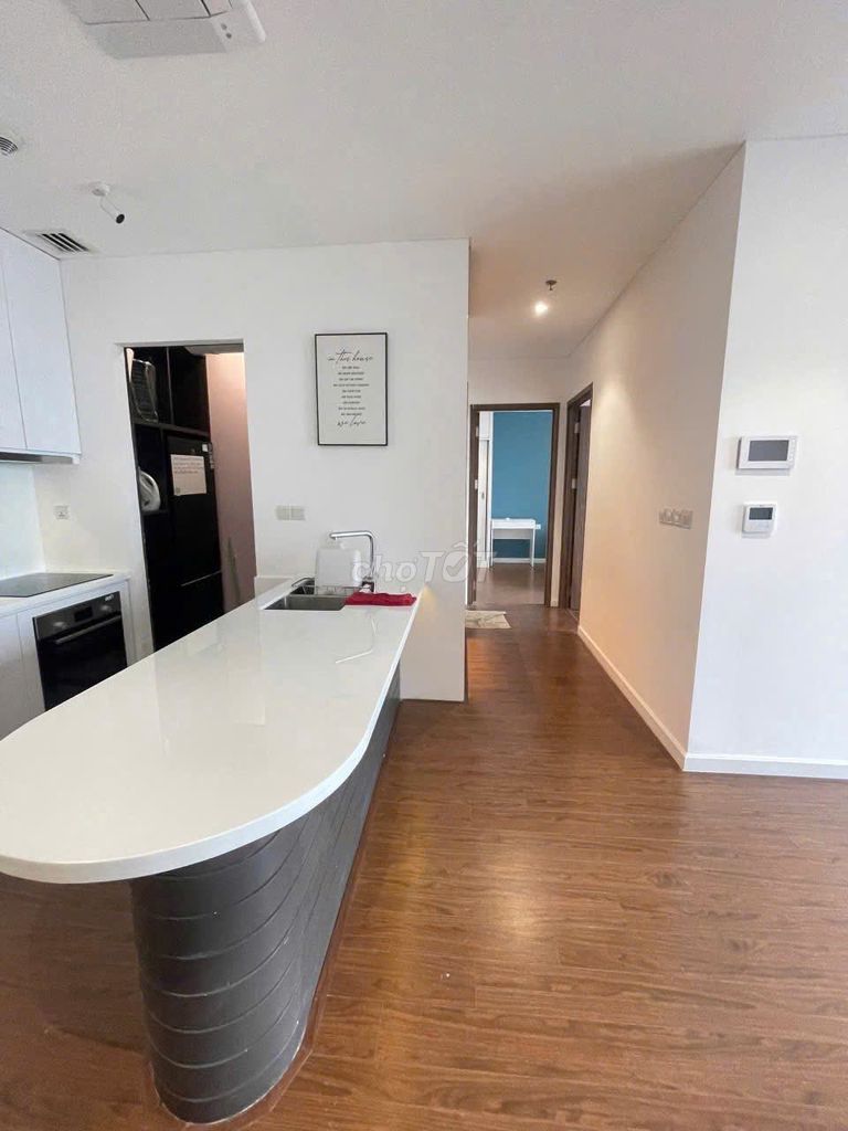 Rent two full bedrooms at Kingdom 101 District 10, which is only 23 million.