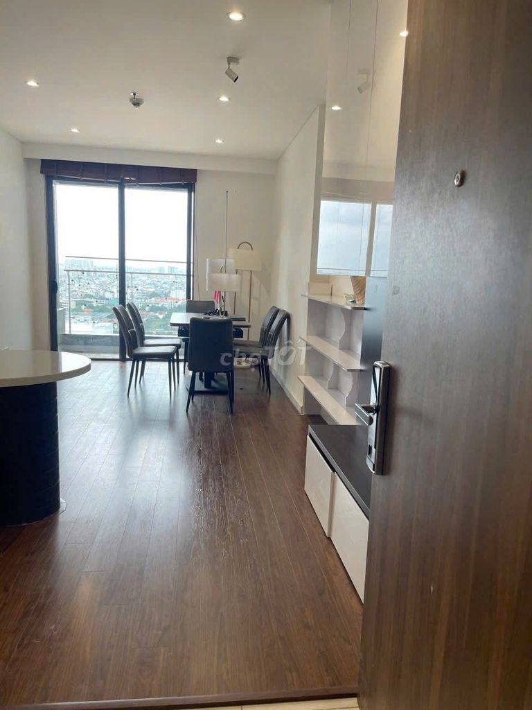 Rent two full bedrooms at Kingdom 101 District 10, which is only 23 million.