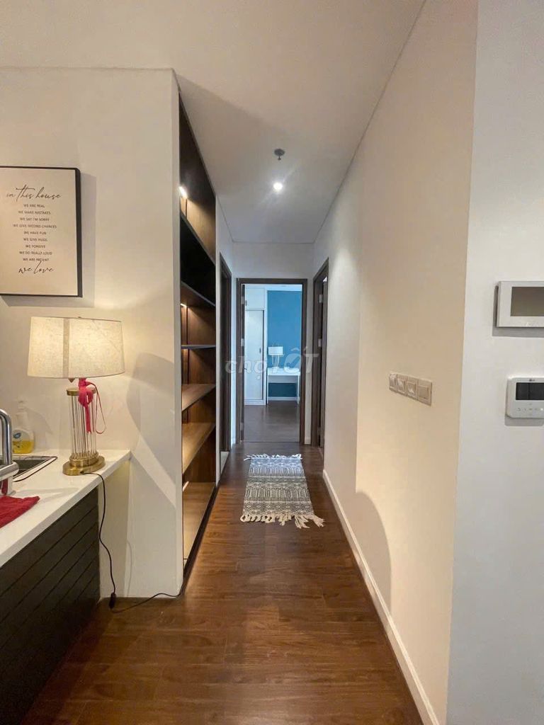 Rent two full bedrooms at Kingdom 101 District 10, which is only 23 million.