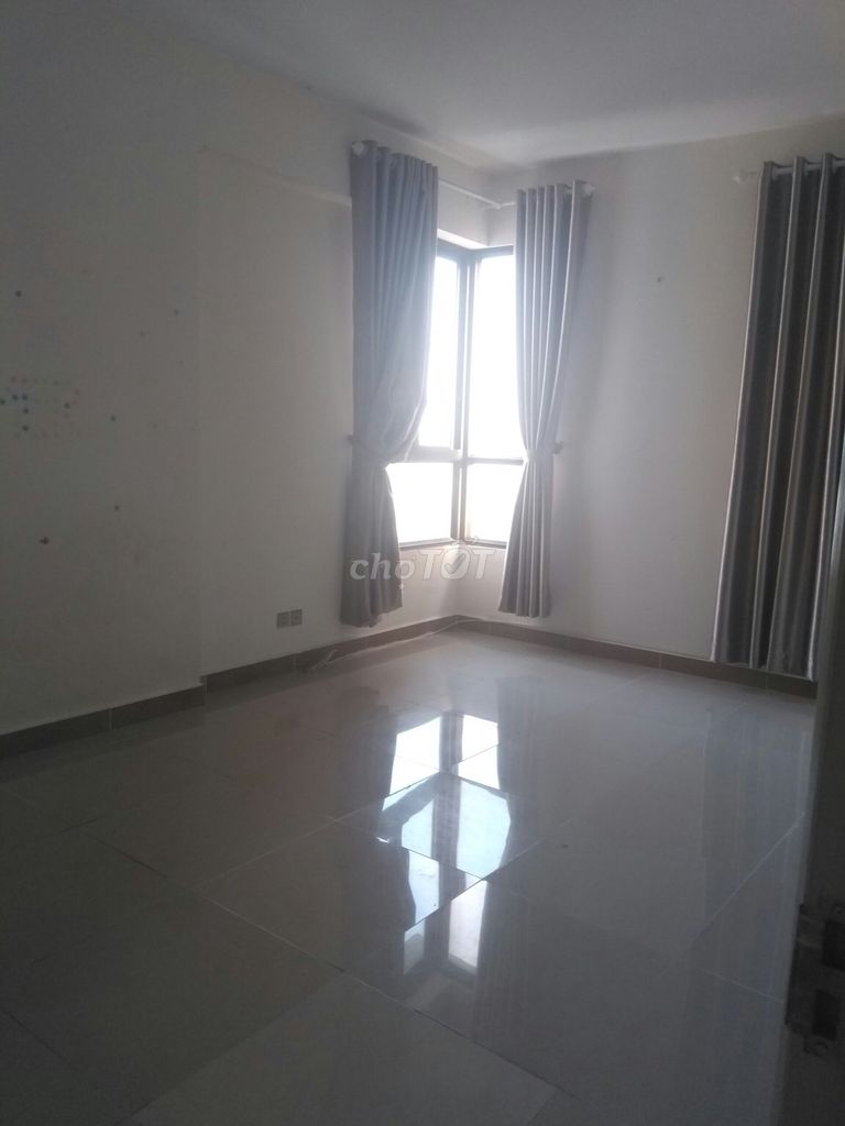 Three bedrooms 97 m.2 in the German Watch Tower River only nine million a month, new home painted