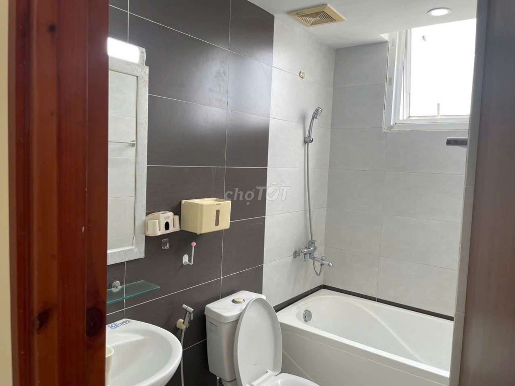Rent the South Jewel apartment 93 meters, two bedrooms, two toilets.