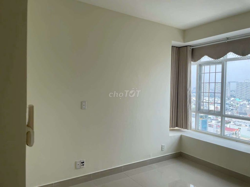 Rent the South Jewel apartment 93 meters, two bedrooms, two toilets.