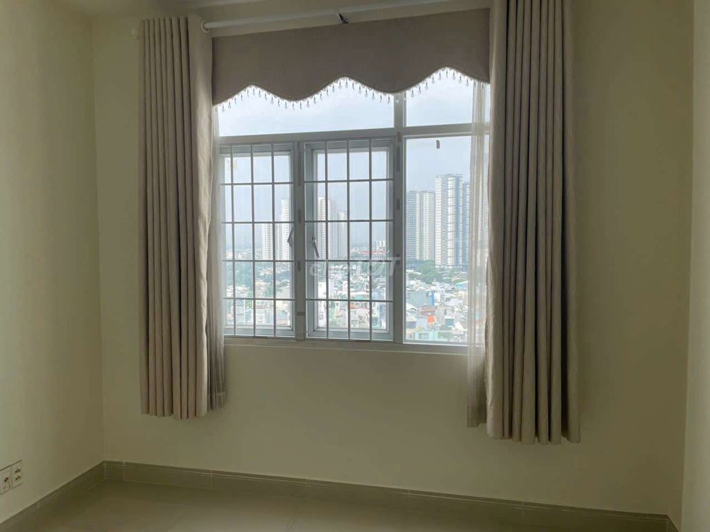 Rent the South Jewel apartment 93 meters, two bedrooms, two toilets.