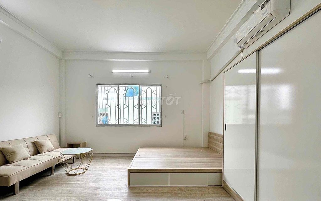 Rent an apartment full of furniture - sky window Lê Đại Hành District 11