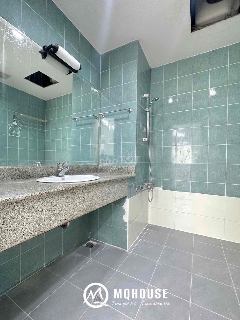 Rent an apartment full of furniture - sky window Lê Đại Hành District 11