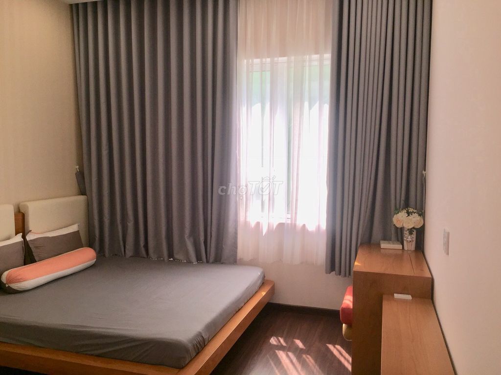Renting apartment bmc, District 1, 100 meters2, 3 bedrooms, 15 million.