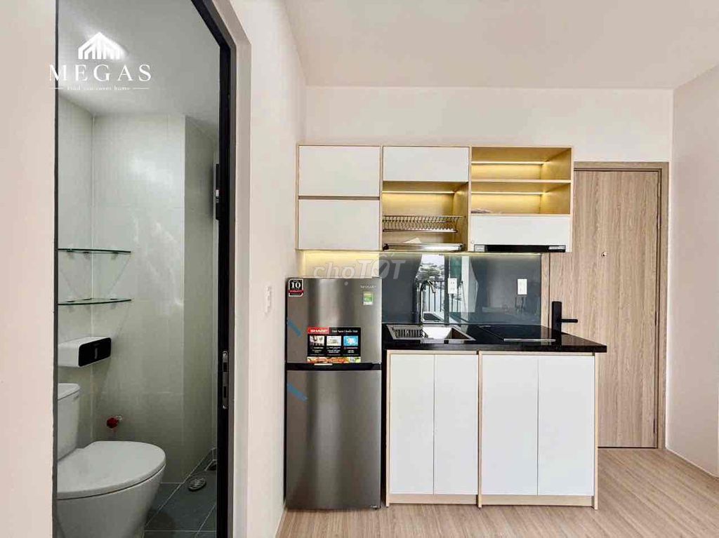 Rent the balcony apartment - full interior - available September 2026