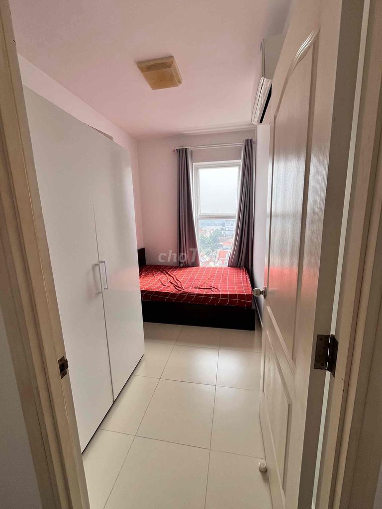Rent the apartment 2 bedrooms, tall floor, sea-sag