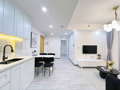 Rent Masteri An Funky a room full of fancy furniture for 18 million