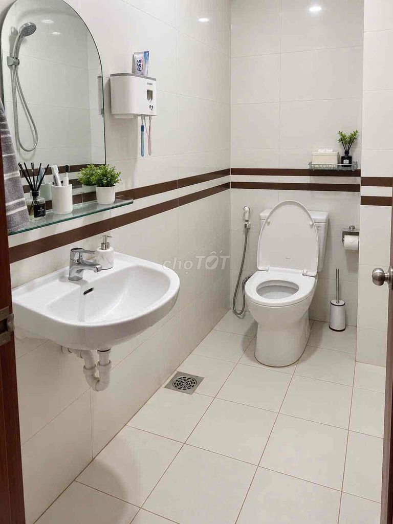 Rent Studio's Watch - A Bedroom Near the House of Family - only 6 million5/3