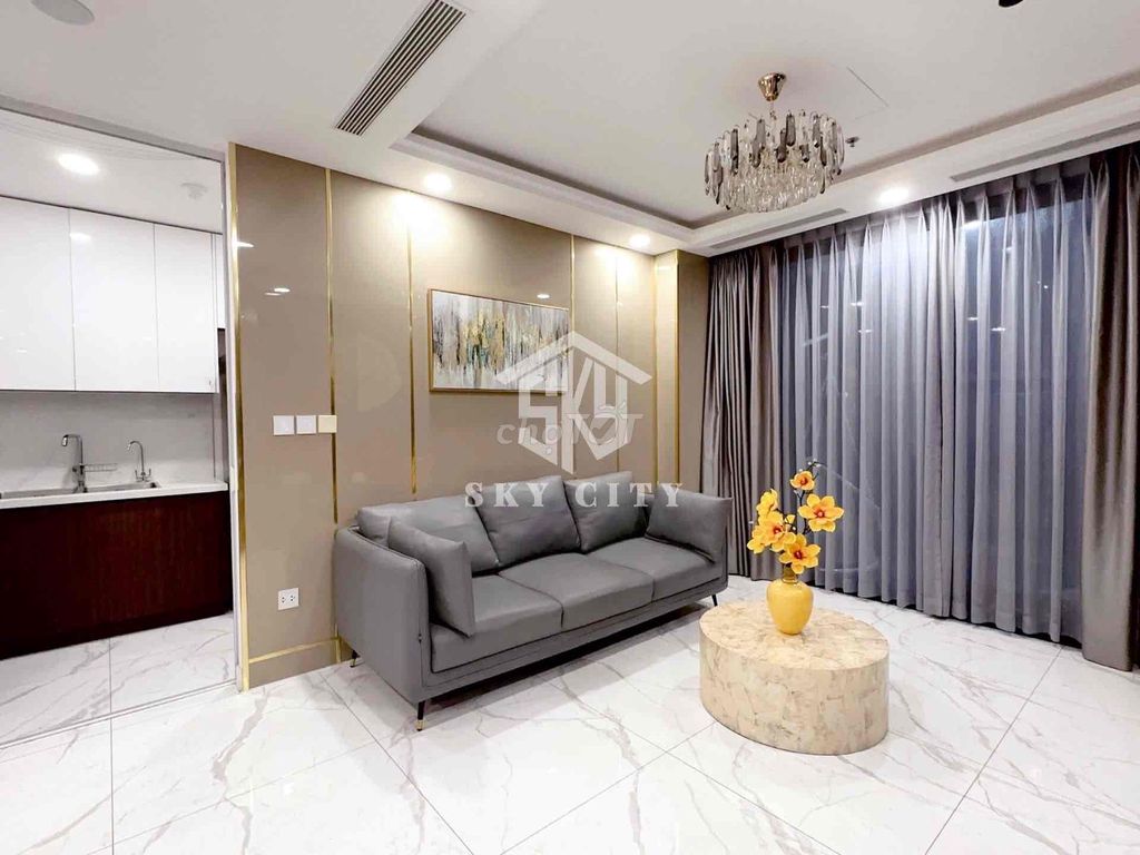 Rent a large corner of Sunshine Sky City District 7 84 meters 2 bedrooms 2 nice full interior