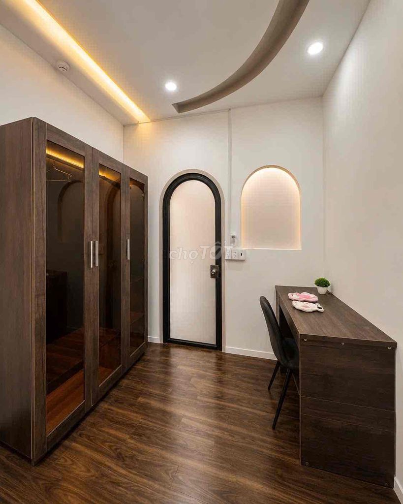 Pass service apartment