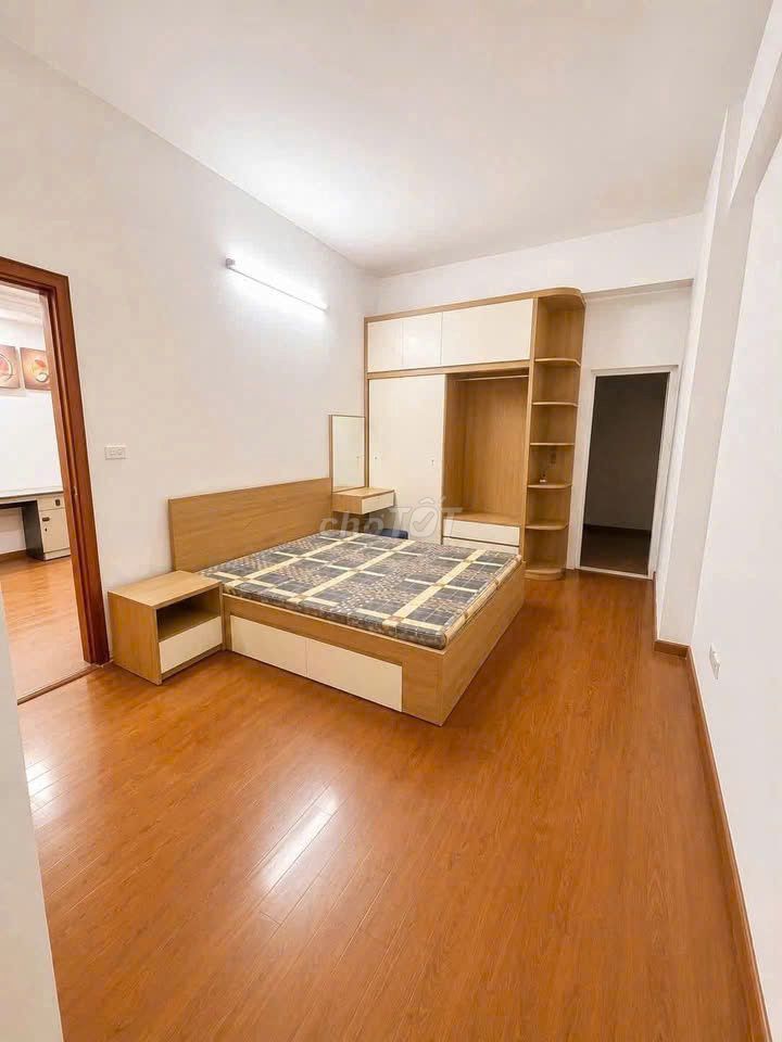 Rent Đặng Văn Ngữ-0-2 bedrooms, ntcb for 12 million a month, 67 meters, 2 bedrooms, 2 toilets