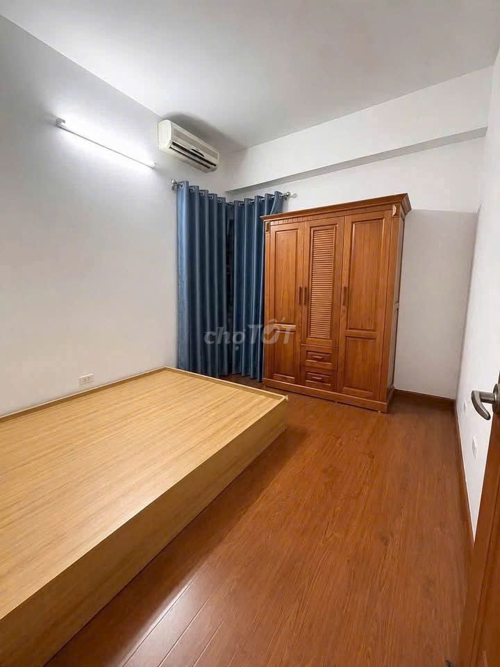 Rent Đặng Văn Ngữ-0-2 bedrooms, ntcb for 12 million a month, 67 meters, 2 bedrooms, 2 toilets