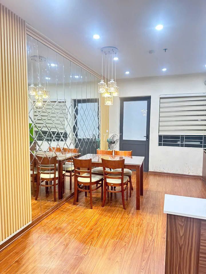 Only 14 million C/c Harmona, Trương Công Định, full interior.