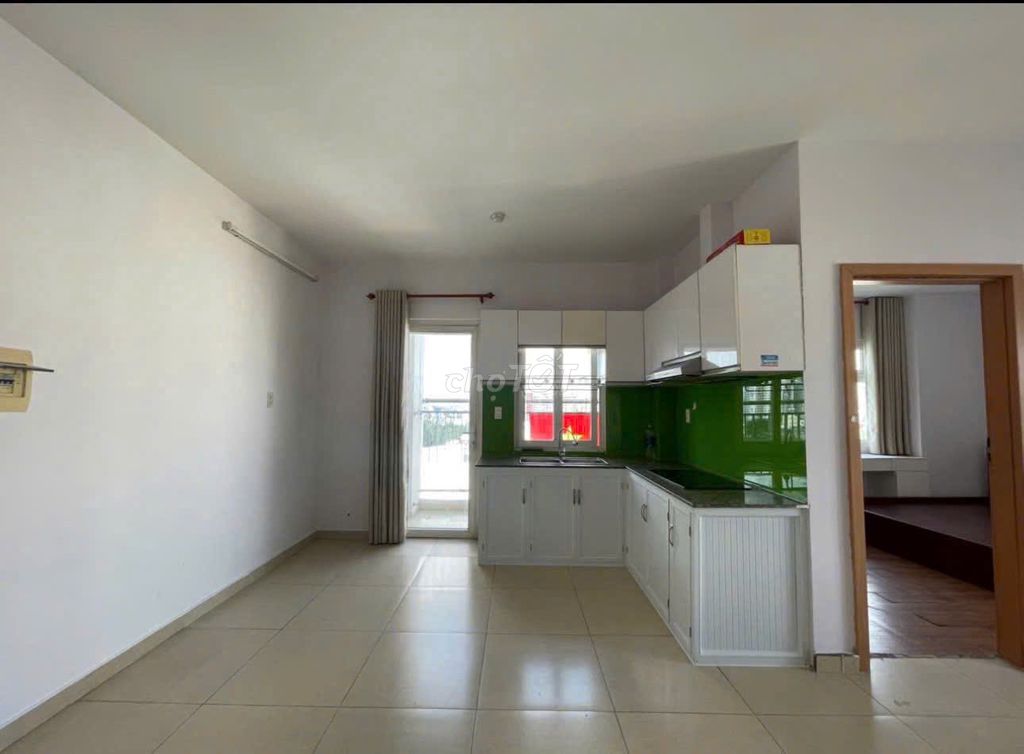 Nguyễn Thượng Hiền building, bt: 62 meters2, 2 p sleeping, air conditioning, 10.5 million