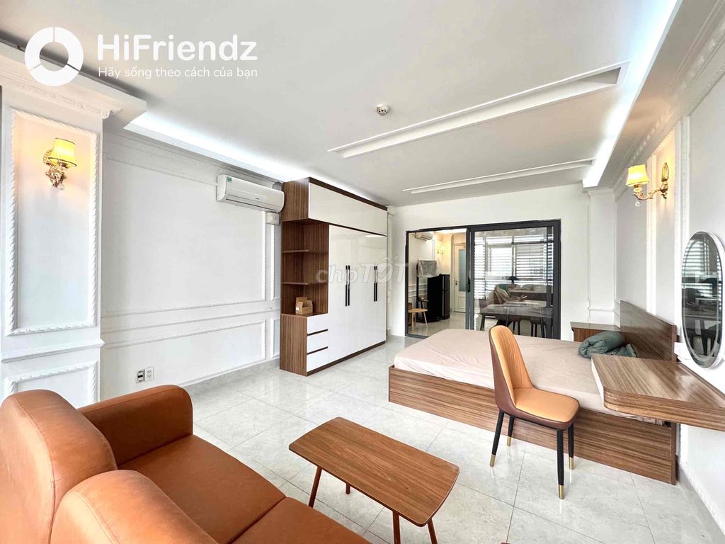 Opens the new apartment 100% – full of modern studio interiors • 1 P
