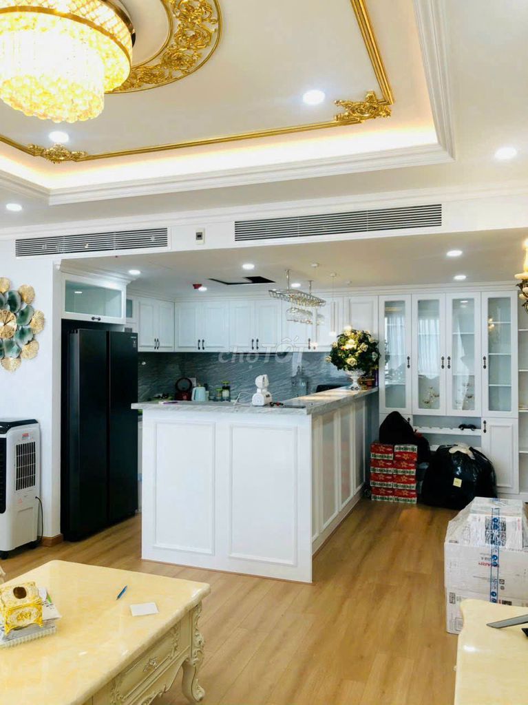 Renting apartment Cộng Hòa Plaza - Tân Bình 01 180 M2 - 4 bedroom - 3 toilet - 18 million