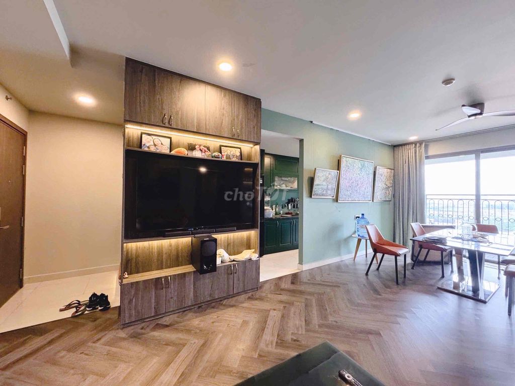High-class apartment view river three bedrooms Saigon Royal