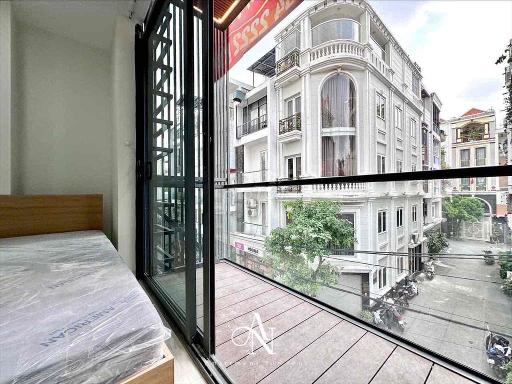 Open two bedrooms, two bathrooms, bancol Nơ Trang Long, with elevator vaults.
