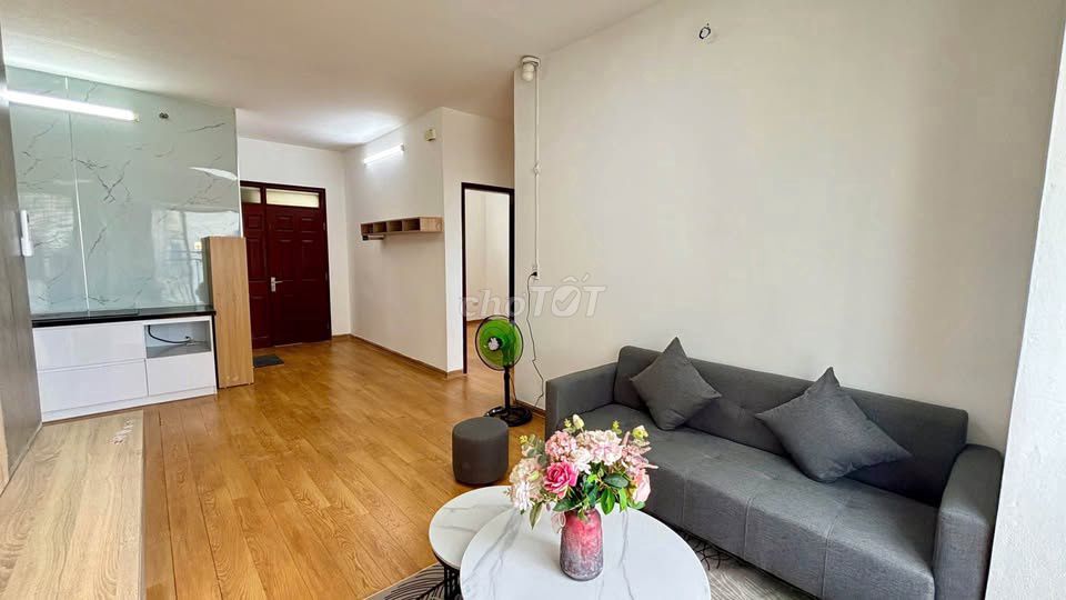 Rent a three-room apartment ancb. Mr. May only 14 million a month.