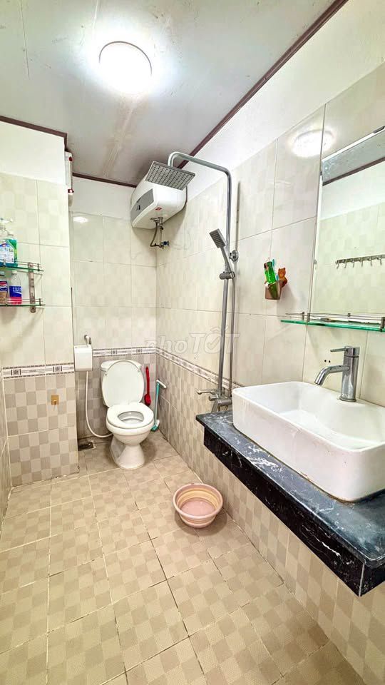Rent a three-room apartment ancb. Mr. May only 14 million a month.