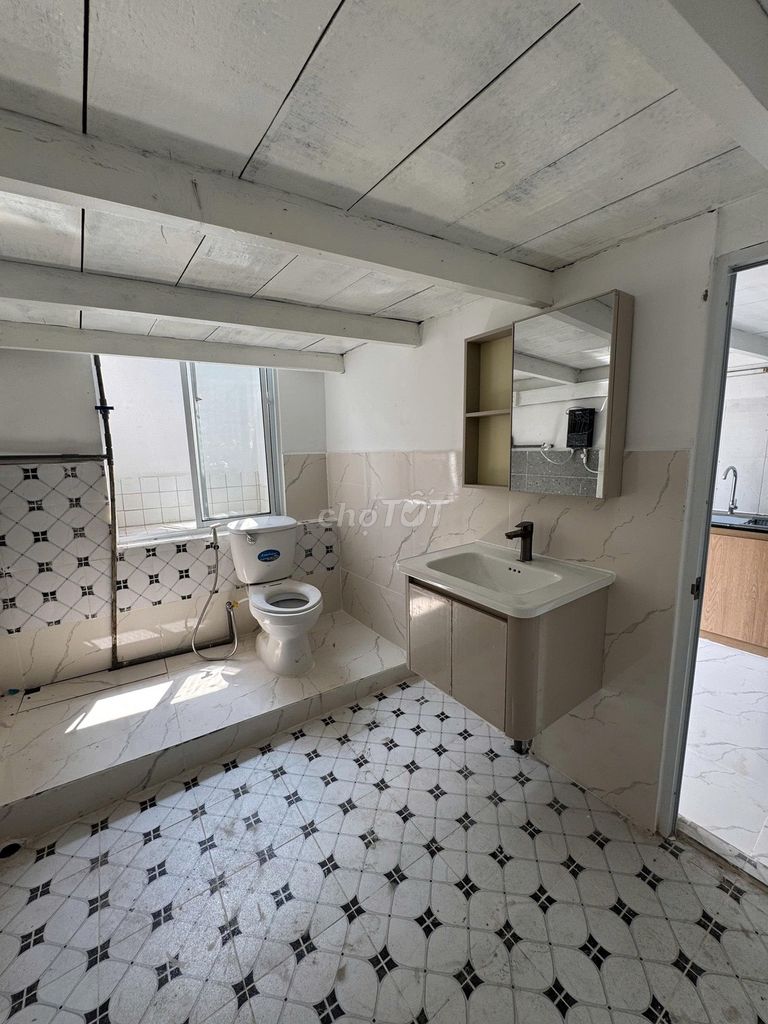 Rent the Guardian 614 Palace. - 80 meters, 7 million a month.