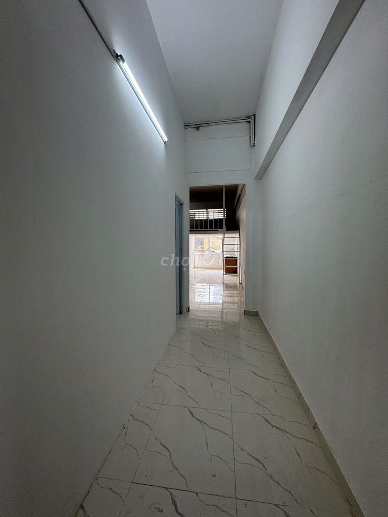 Rent the Guardian 614 Palace. - 80 meters, 7 million a month.