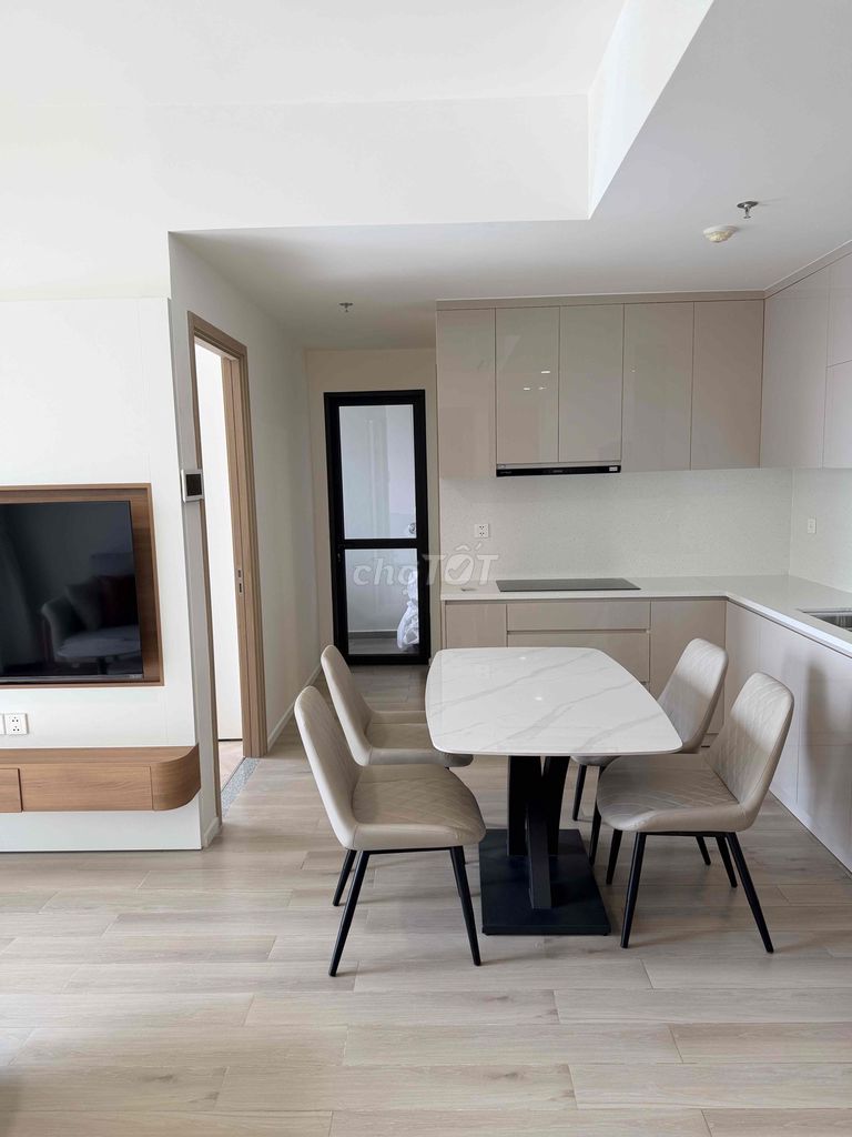 Two B Lumier Court bedrooms, 100 percent high-end furniture, for 15 million.
